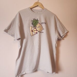 Threadless Pizza Pineapple Grafic Tee Size XL